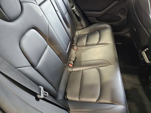 Used 2023 Tesla Model 3 Standard Range RWD image 9