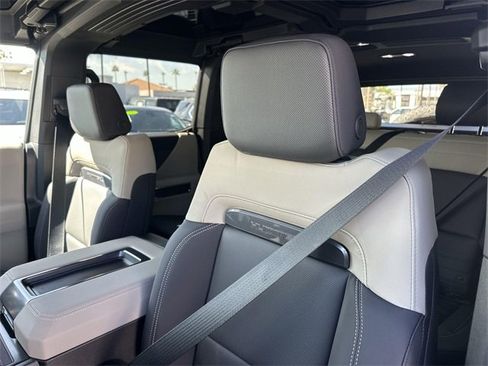 New 2026 GMC Hummer EV SUV image 23