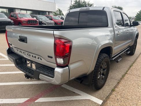 Used 2023 Toyota Tacoma SR5 w/ Technology Package AWD/4WD image 4