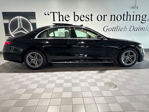 Used 2026 Mercedes-Benz S 500 4MATIC image 3