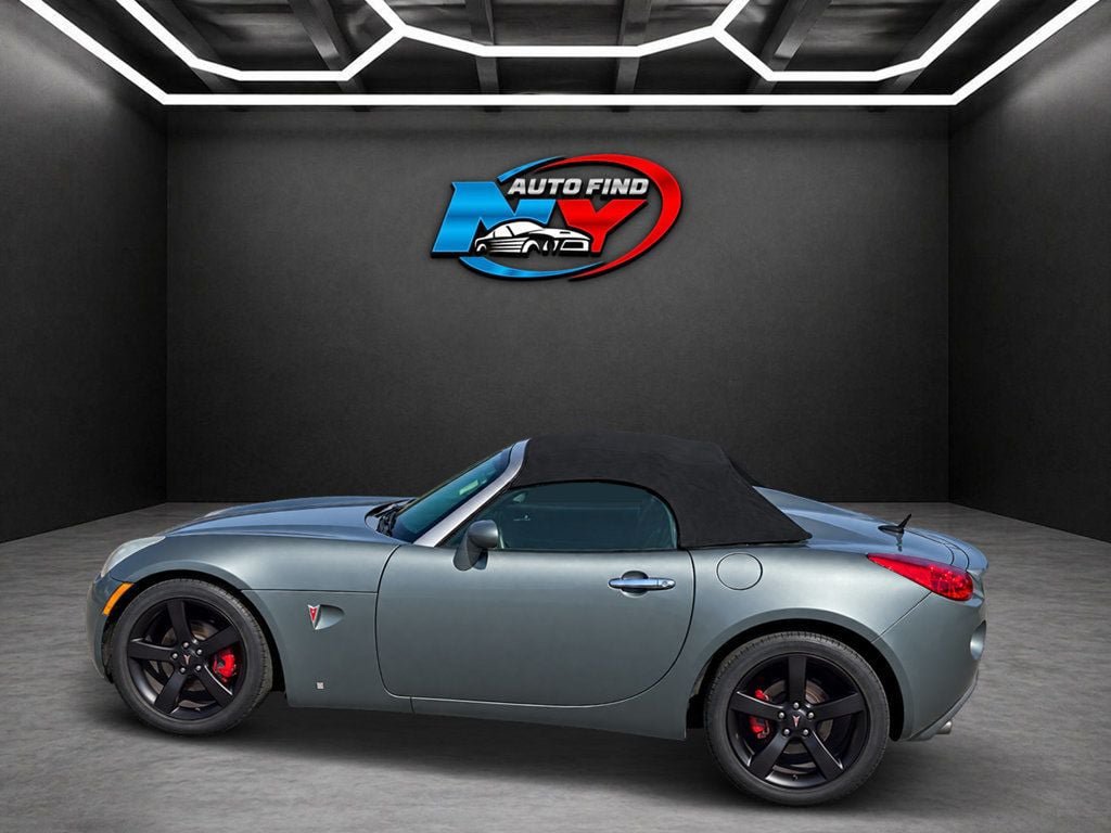 Used 2007 Pontiac Solstice GXP w/ Premium Package RWD image 6