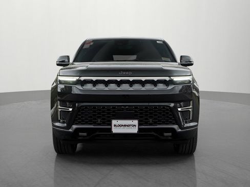 New 2026 Jeep Grand Wagoneer L Limited AWD/4WD image 2