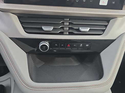 New 2026 Ford Explorer Active w/ Active Comfort Package image 24