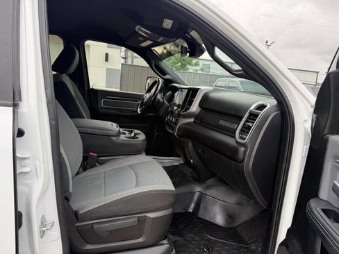 Used 2022 RAM 2500 Big Horn w/ Level A Equipment Group AWD/4WD image 10