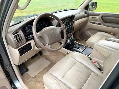 Used 2000 Toyota Land Cruiser AWD/4WD image 48