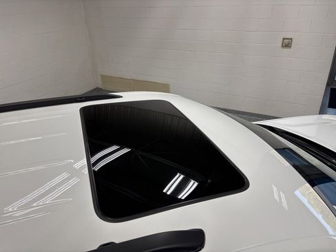 New 2025 Jeep Grand Cherokee L Altitude image 9