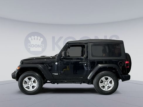Used 2021 Jeep Wrangler Sport S image 13