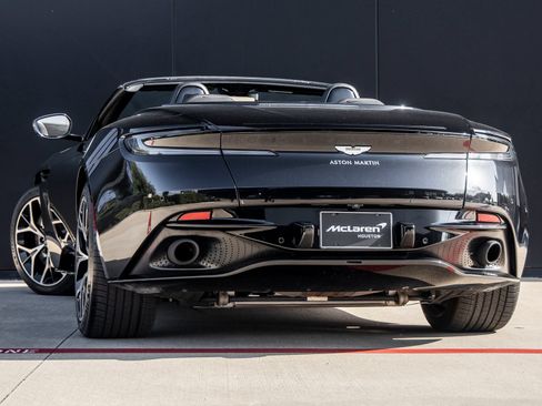 Used 2019 Aston Martin DB11 Volante RWD image 7