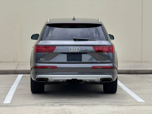 Used 2019 Audi Q7 3.0T Prestige AWD/4WD image 5