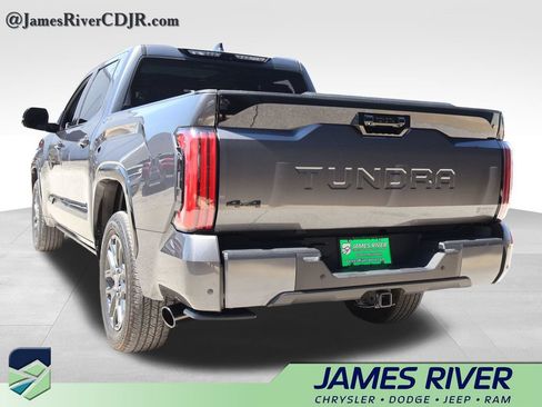Used 2023 Toyota Tundra Platinum AWD/4WD image 3