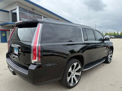 Used 2016 GMC Yukon XL SLT w/ HD Trailering Package AWD/4WD image 7