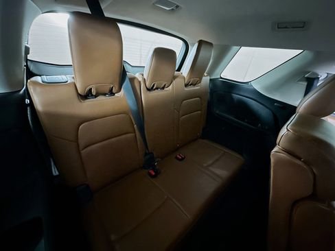 Used 2023 Nissan Pathfinder Platinum w/ Cargo Package image 31