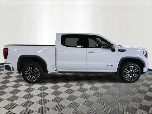 Used 2023 GMC Sierra 1500 AT4 w/ AT4 Preferred Package AWD/4WD image 6