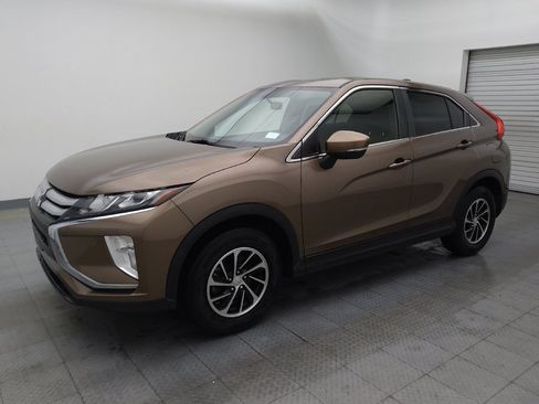 Used 2020 Mitsubishi Eclipse Cross ES image 2