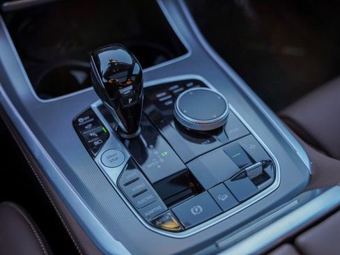 Used 2023 BMW X5 xDrive45e w/ M Sport Package image 26