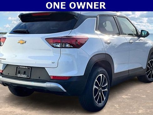 Certified 2024 Chevrolet TrailBlazer LT w/ Driver Confidence Package image 6