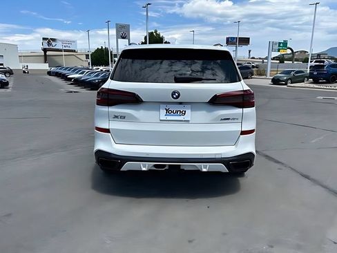 Used 2022 BMW X5 xDrive45e w/ M Sport Package AWD/4WD image 4