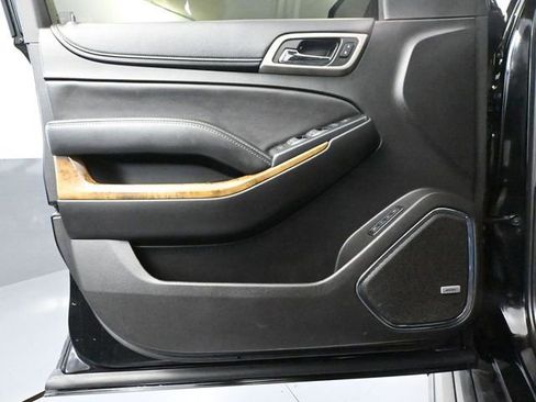 Used 2017 GMC Yukon Denali image 19