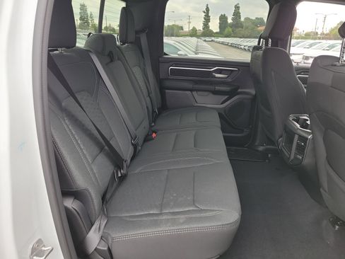 New 2026 RAM 1500 Big Horn AWD/4WD image 17