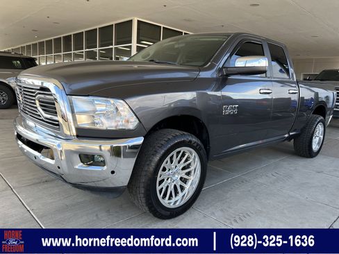 Used 2018 RAM 1500 Classic SLT image 1