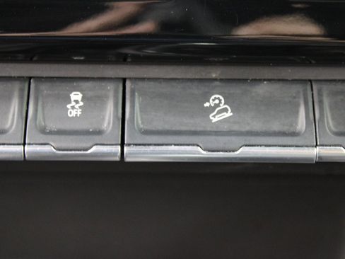 Used 2025 GMC Sierra 2500 Denali image 69