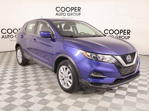 Used 2020 Nissan Rogue Sport S w/ Appearance Package image 1