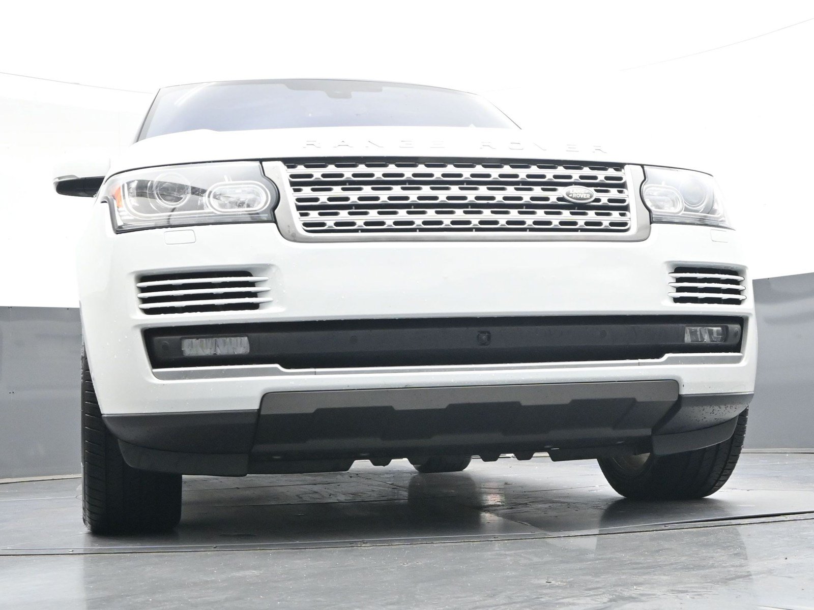 Used 2016 Land Rover Range Rover Supercharged AWD/4WD image 36
