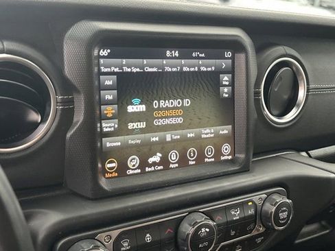 Certified 2022 Jeep Wrangler Unlimited Sahara w/ Cold Weather Group image 35