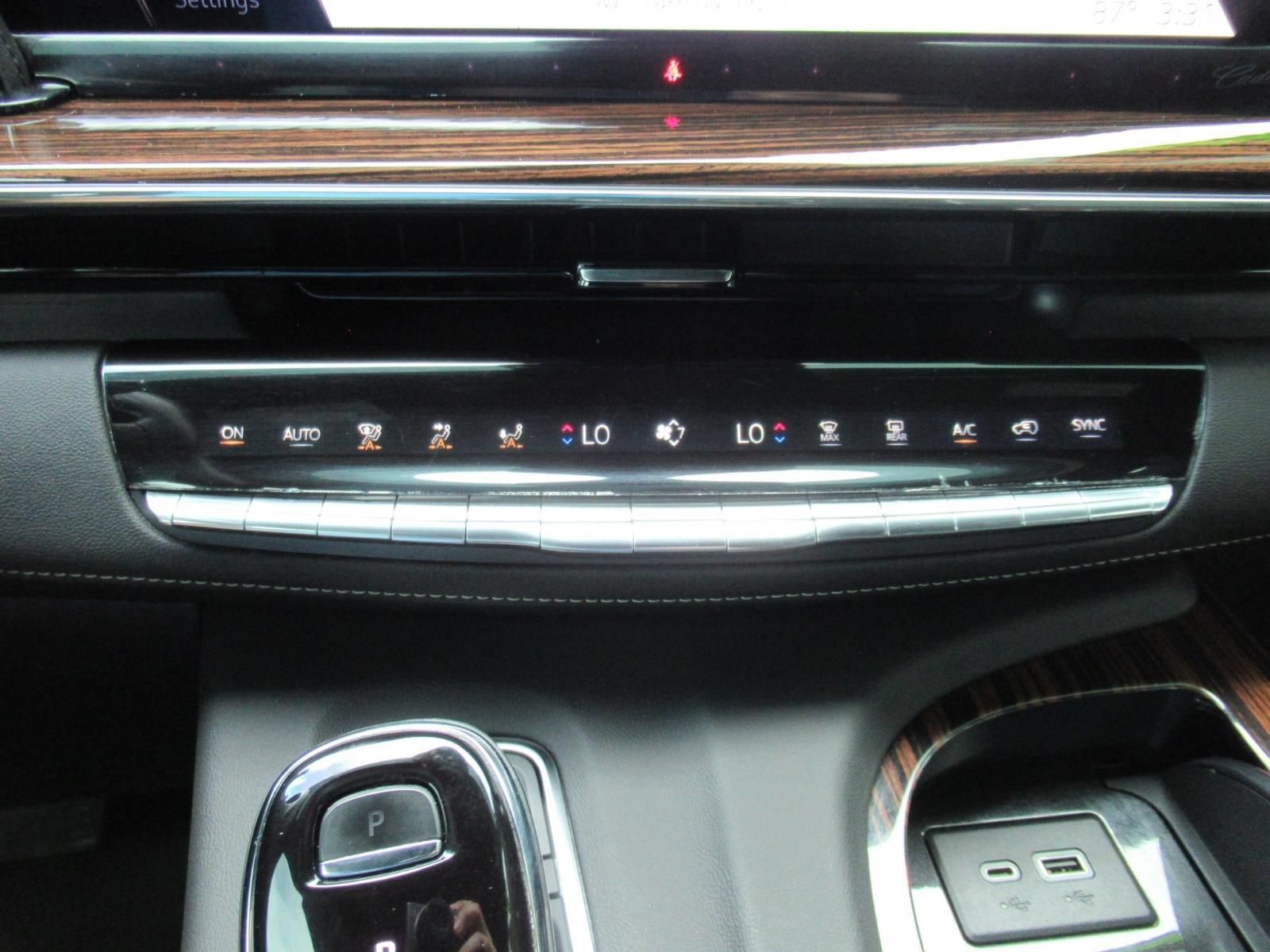 Used 2023 Cadillac Escalade Premium Luxury w/ LPO, Radiant Package AWD/4WD image 29