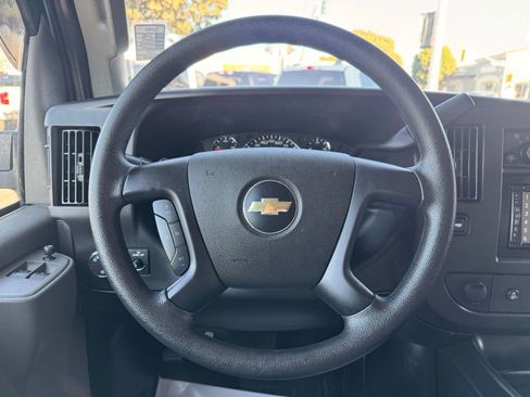 Used 2016 Chevrolet Express 2500 LT w/ LT Preferred Equipment Group image 13