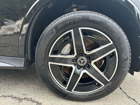 Certified 2025 Mercedes-Benz GLC 300 4MATIC image 10