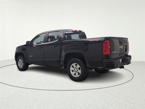 Used 2020 Chevrolet Colorado W/T w/ WT Convenience Package image 5