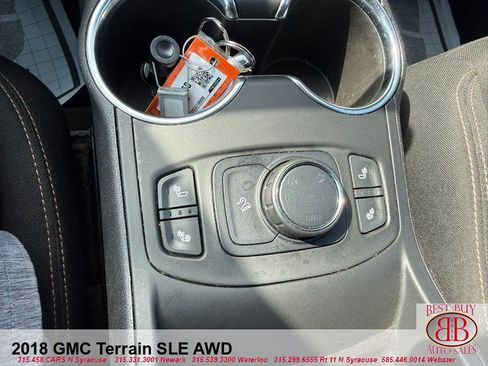 Used 2018 GMC Terrain SLE w/ Driver Convenience Package AWD/4WD image 19