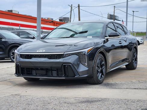 New 2026 Kia K4 GT-Line Turbo image 2