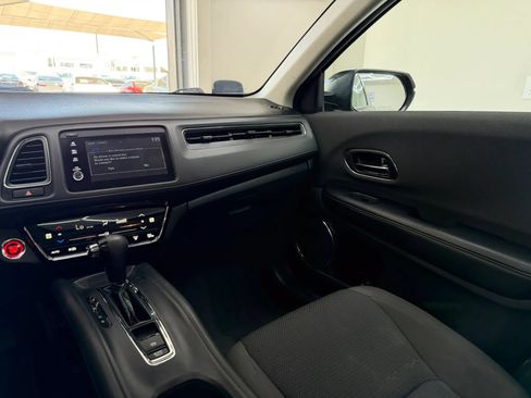 Used 2021 Honda HR-V EX image 24