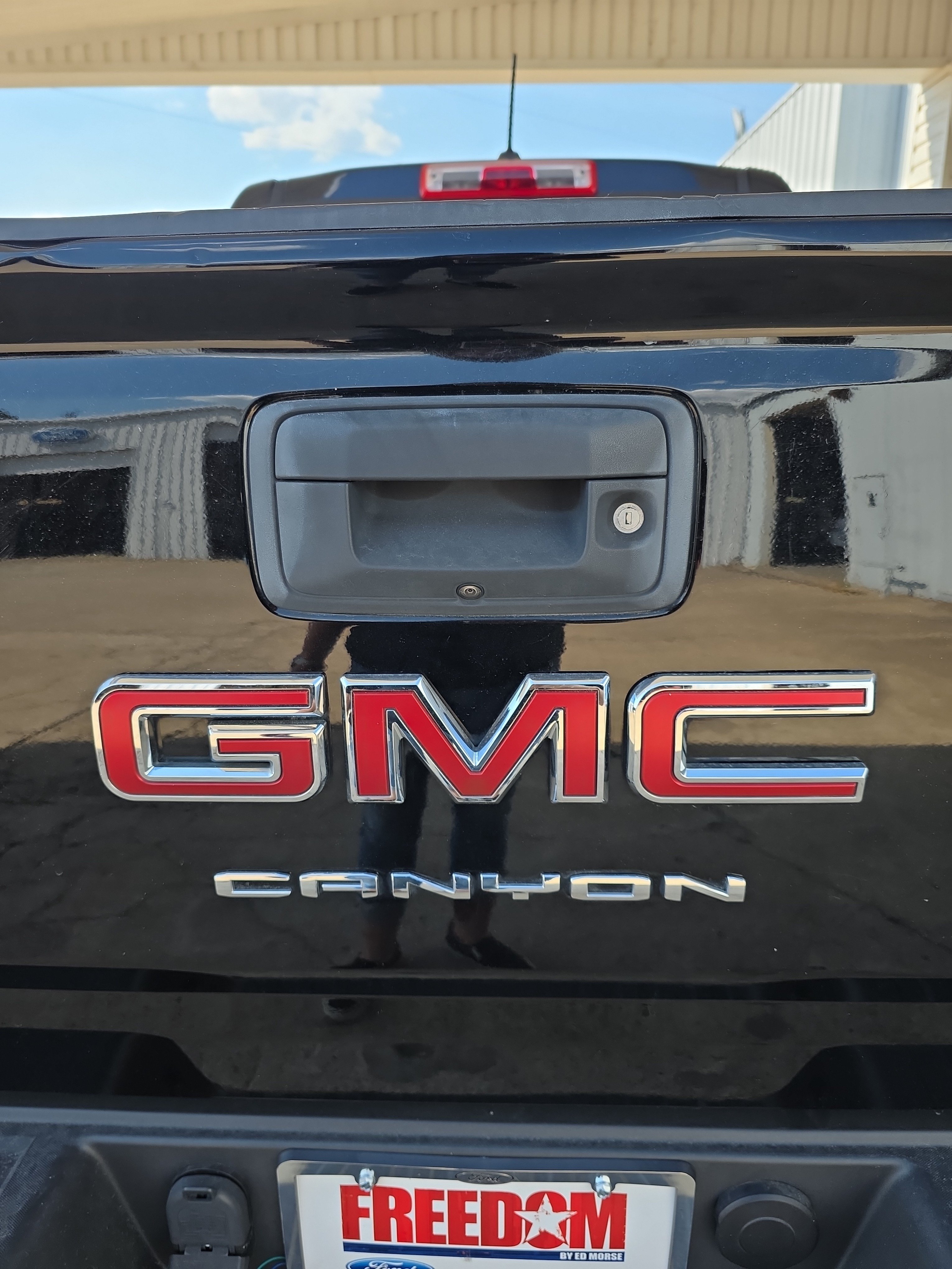 Used 2022 GMC Canyon Elevation w/ Elevation Premium Package RWD image 26
