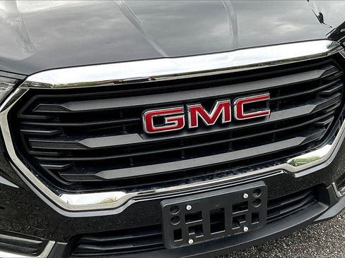 Certified 2023 GMC Terrain SLE w/ Driver Convenience Package image 28