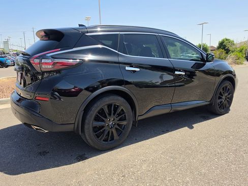 Used 2023 Nissan Murano SV w/ SV Midnight Edition Package FWD image 3
