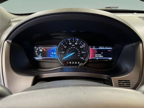 Used 2019 Ford Explorer XLT w/ Equipment Group 202A image 21