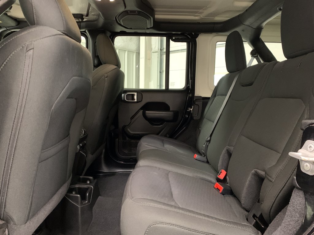 Used 2021 Jeep Wrangler Unlimited Sport AWD/4WD image 18