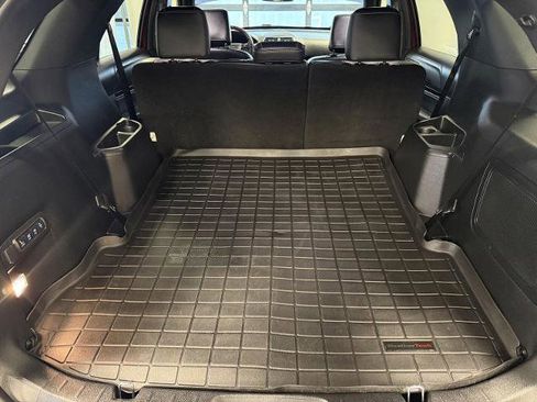 Certified 2019 Ford Explorer Platinum image 31