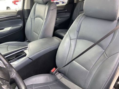 Used 2019 Buick Enclave Essence FWD image 15