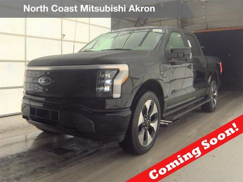 Used 2023 Ford F150 Lightning Platinum image 1