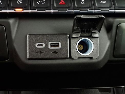 Used 2023 GMC Sierra 1500 Pro w/ Graphite Edition image 23