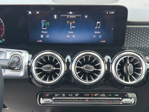Certified 2026 Mercedes-Benz GLB 250 image 29