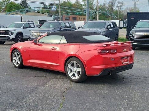 Used 2023 Chevrolet Camaro LT RWD image 3