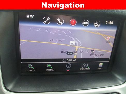 Used 2016 GMC Yukon XL SLT w/ Open Road Package AWD/4WD image 14