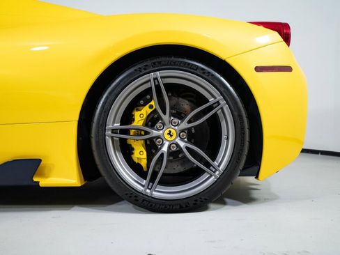 Used 2015 Ferrari 458 Speciale A image 20