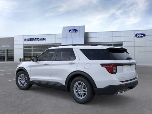 New 2026 Ford Explorer Active w/ Active Comfort Package RWD image 4