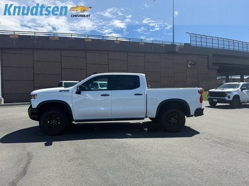 New 2026 Chevrolet Silverado 1500 ZR2 w/ ZR2 Bison Edition AWD/4WD image 4
